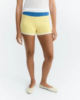 Short rudy jaune
